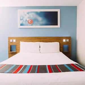 Travelodge Отель