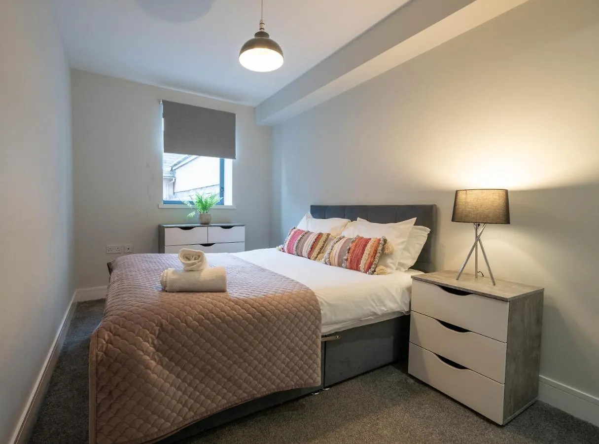 Family Apartment Sleeps 6 In Botanic Queens Area Belfast United Kingdom